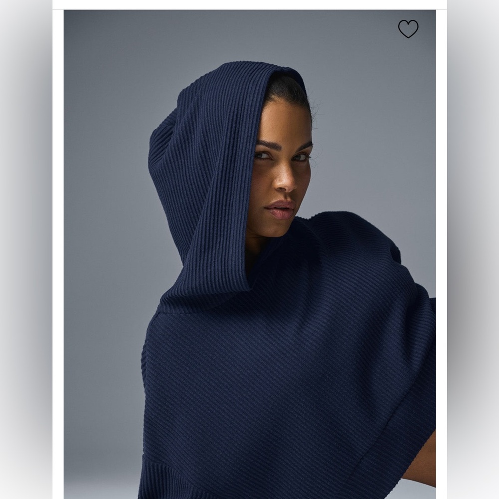 NWT ALO Muse Hoodie Navy size Large